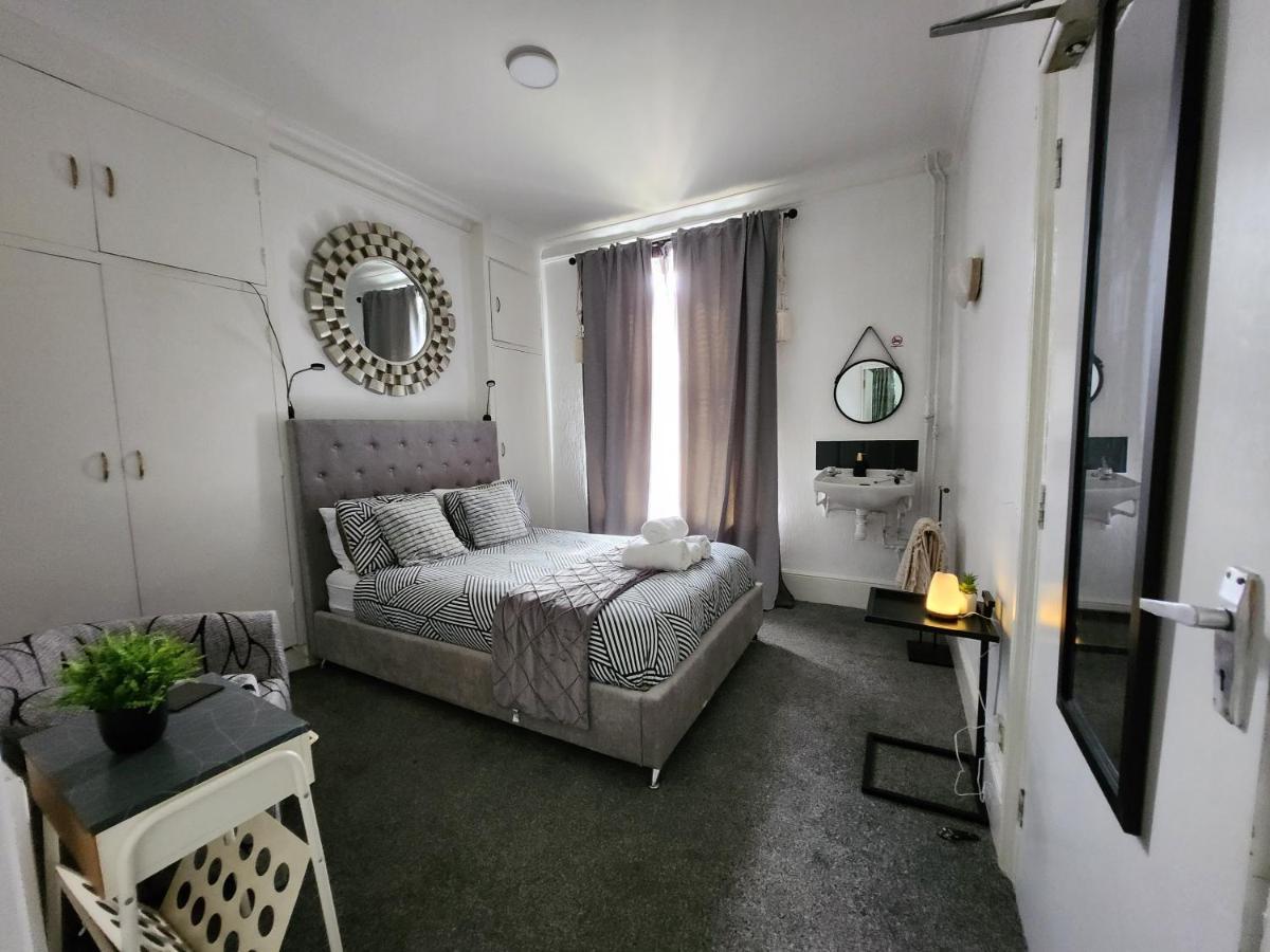 Quantock Lodge Vicarage 1 Ρότσεστερ Εξωτερικό φωτογραφία